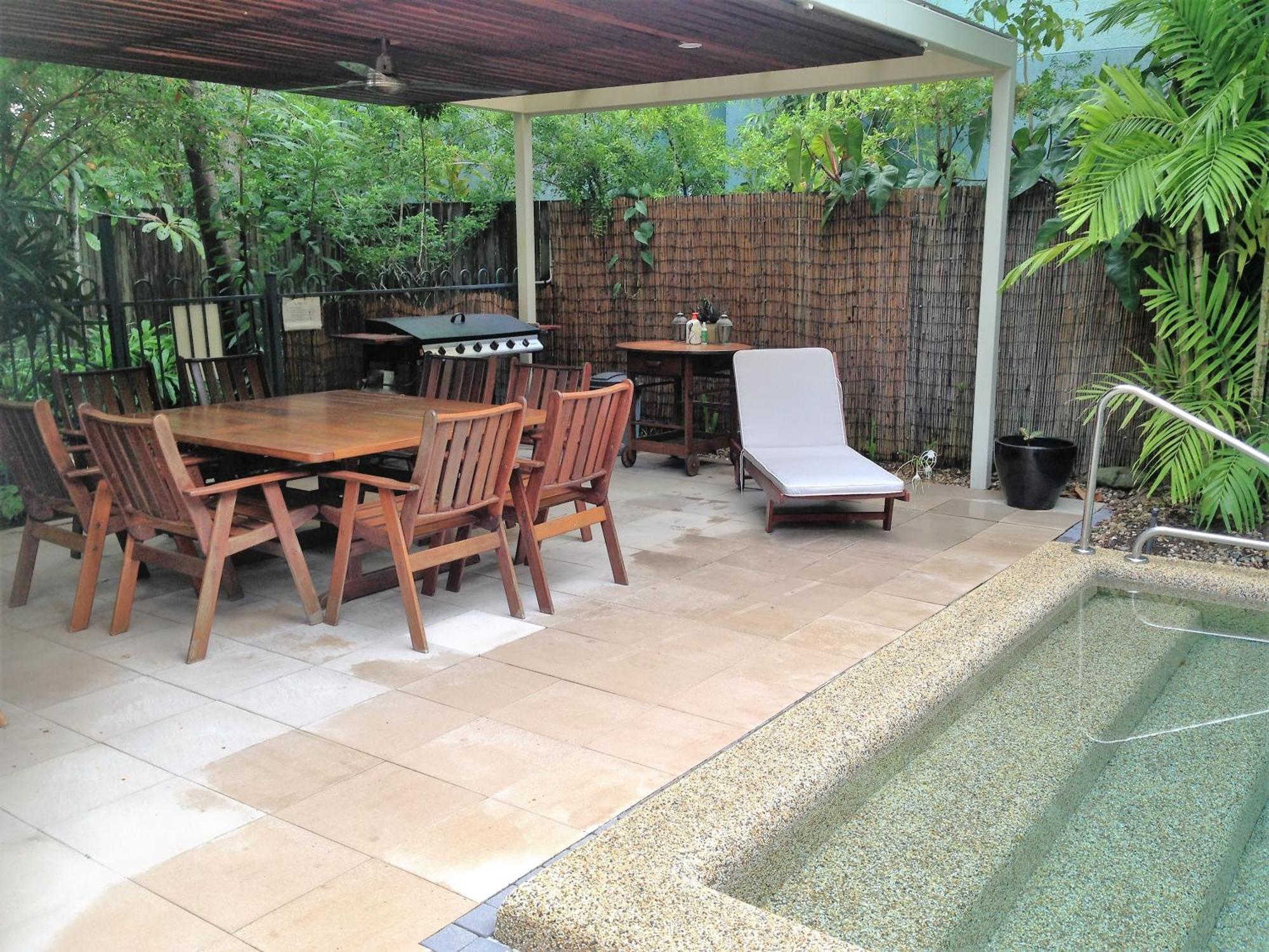 Nautilus Holiday Apartments Port Douglas Buitenkant foto