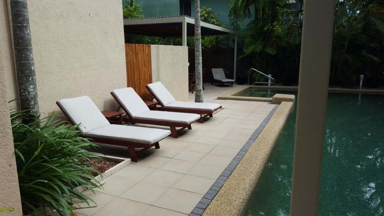 Nautilus Holiday Apartments Port Douglas Buitenkant foto